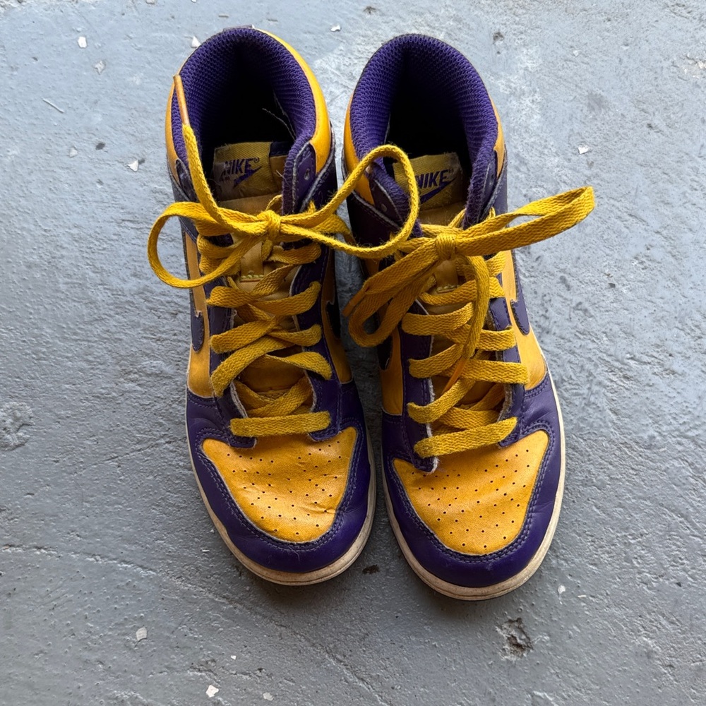 Nike Kids Sneakers in Yellow and Purple